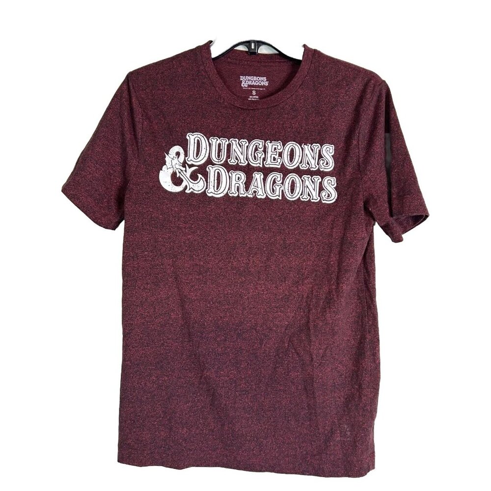 Dungeons & Dragons Graphic Tee Maroon Unisex T-Shirt Size Small Vintage Look‎